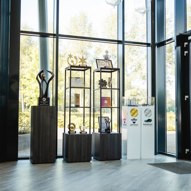 AH009041 web AH009041 web